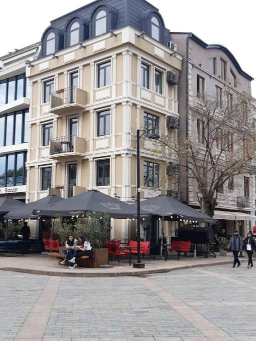 Romanticatbilisi Exterior foto